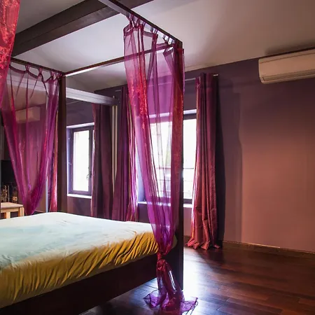Hotel La Grange 4*